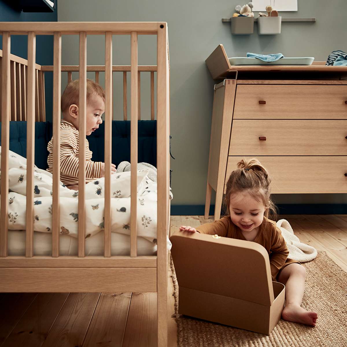700020_Leander-Linea-Babycot-oak_2_1200x1200