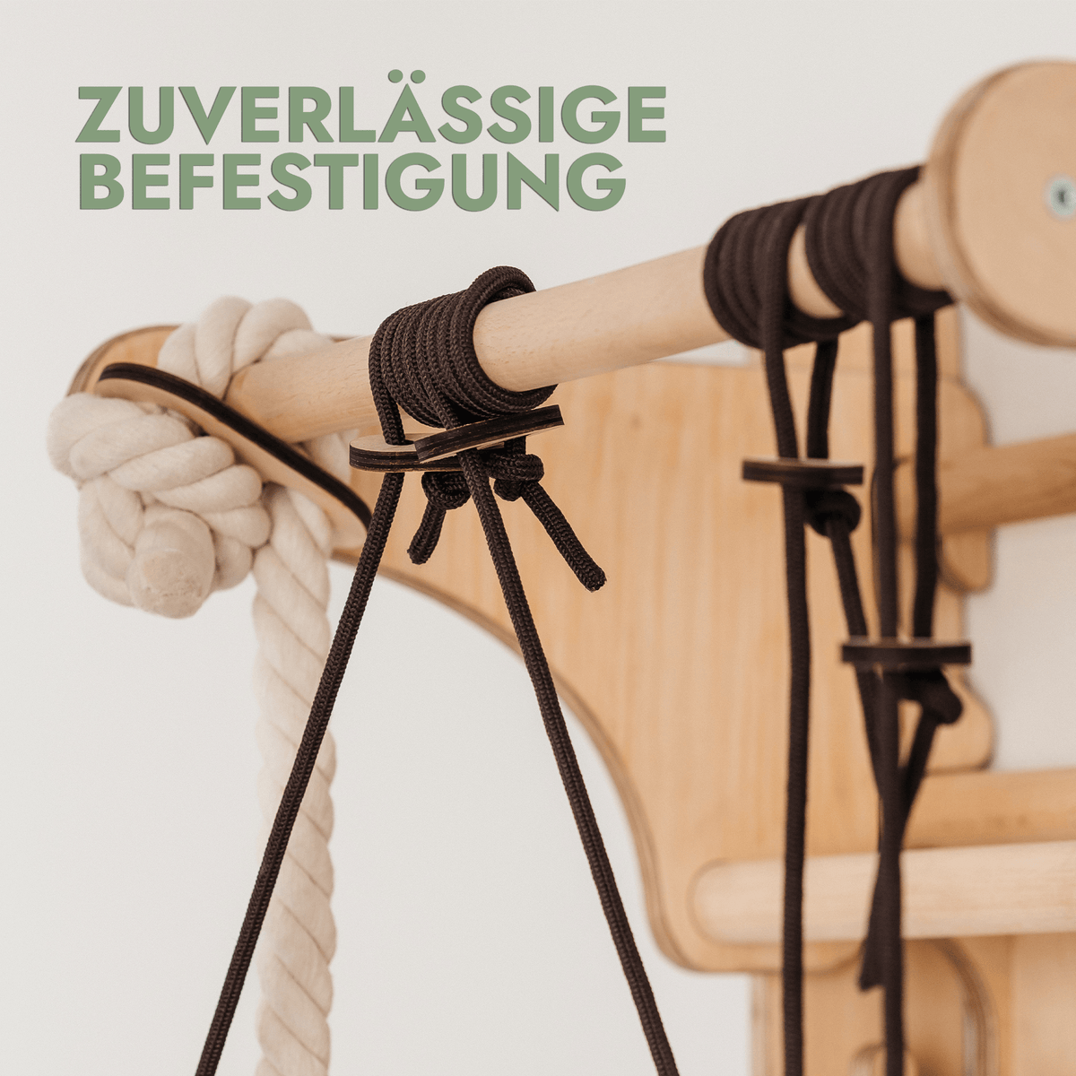8in1 Kletterwand Indoor: Sprossenwand, Gymnastikringe, Hängende Leiter, Disc-Schaukel, Rutsche, Klimmzugstange, Maltafel und Kinderstuhl für Kinder – Beige