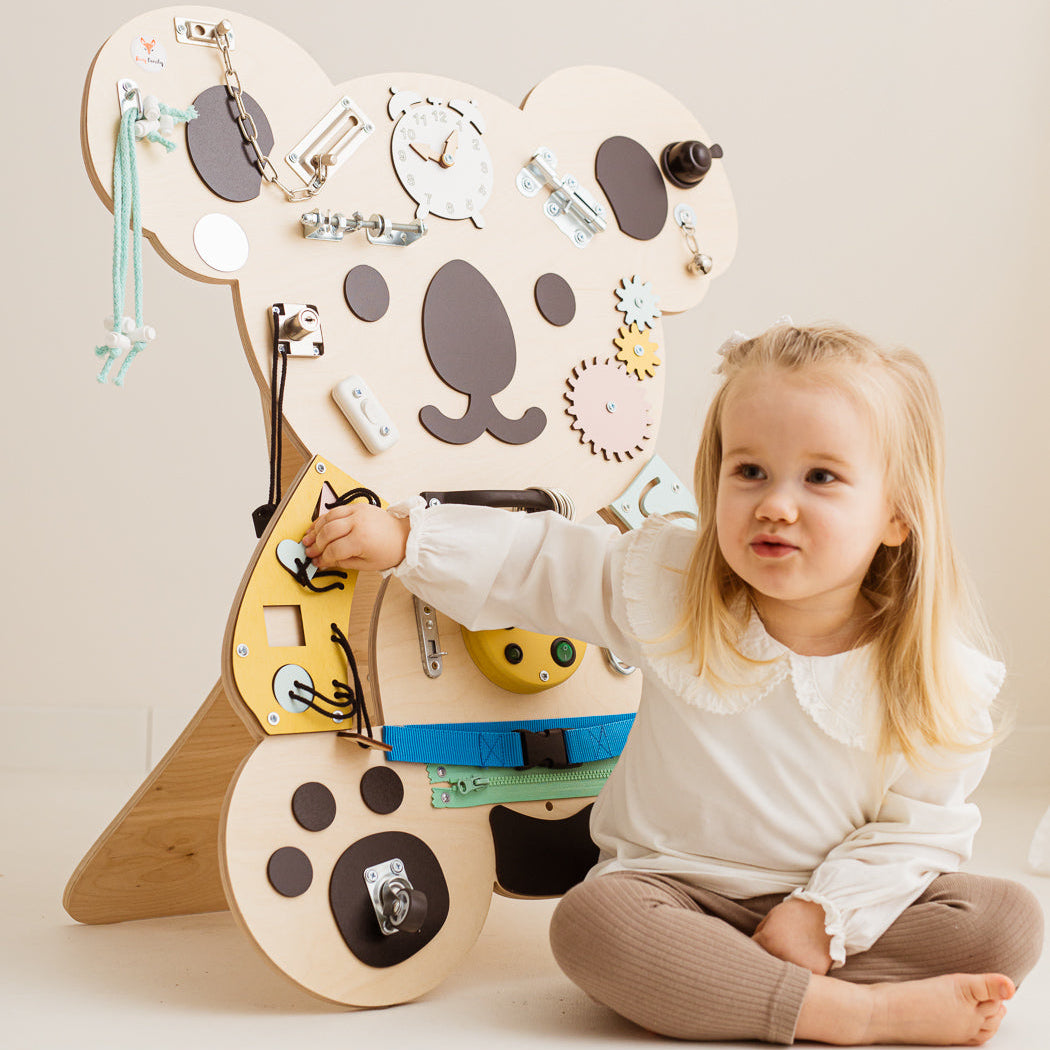 Foxy Family BusyBoard - Montessori BusyBoard