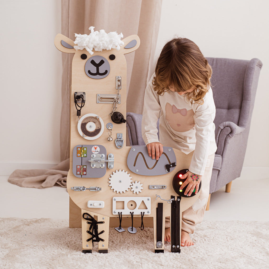 Foxy Family BusyBoard - Montessori BusyBoard