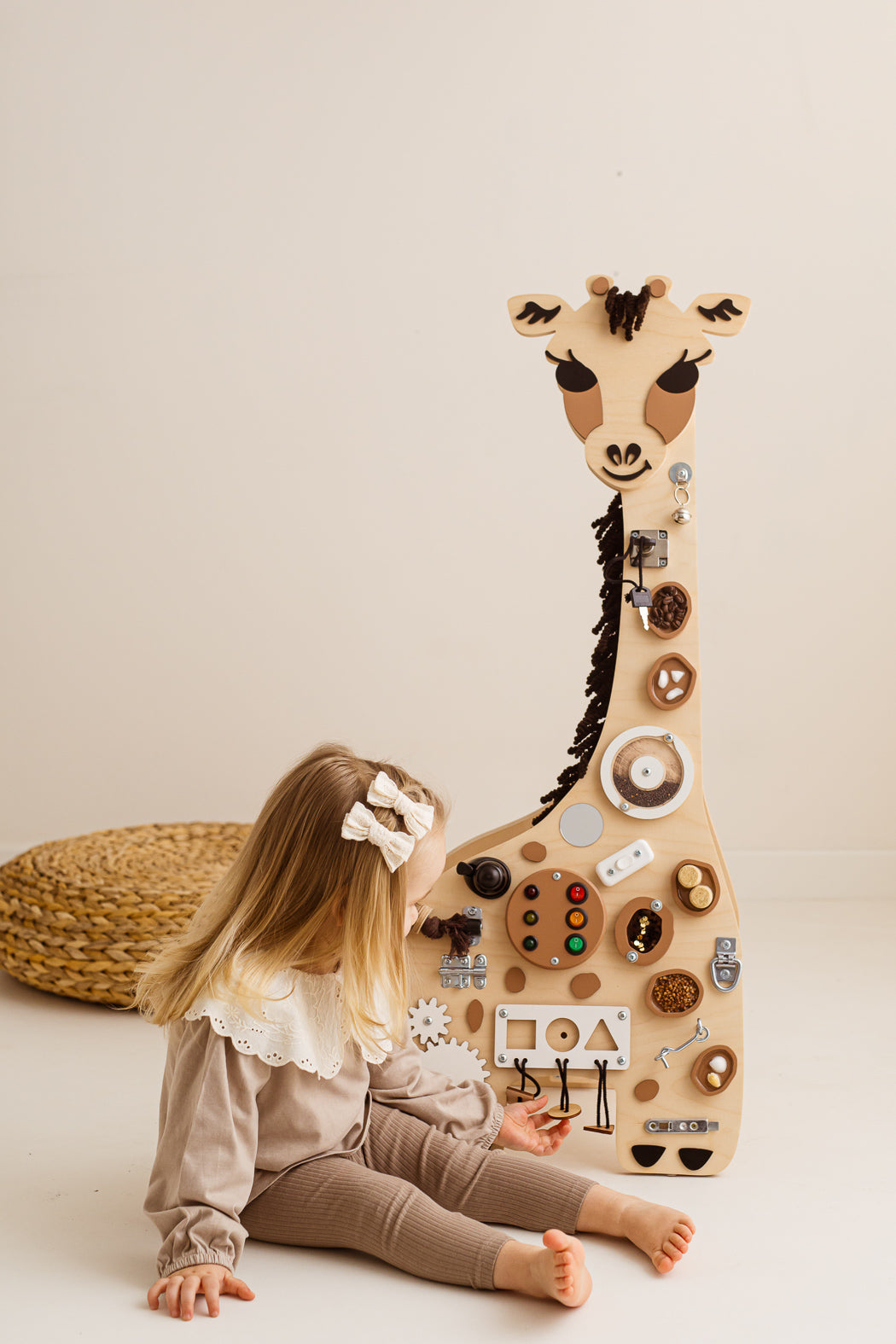 Foxy Family BusyBoard - Montessori BusyBoard
