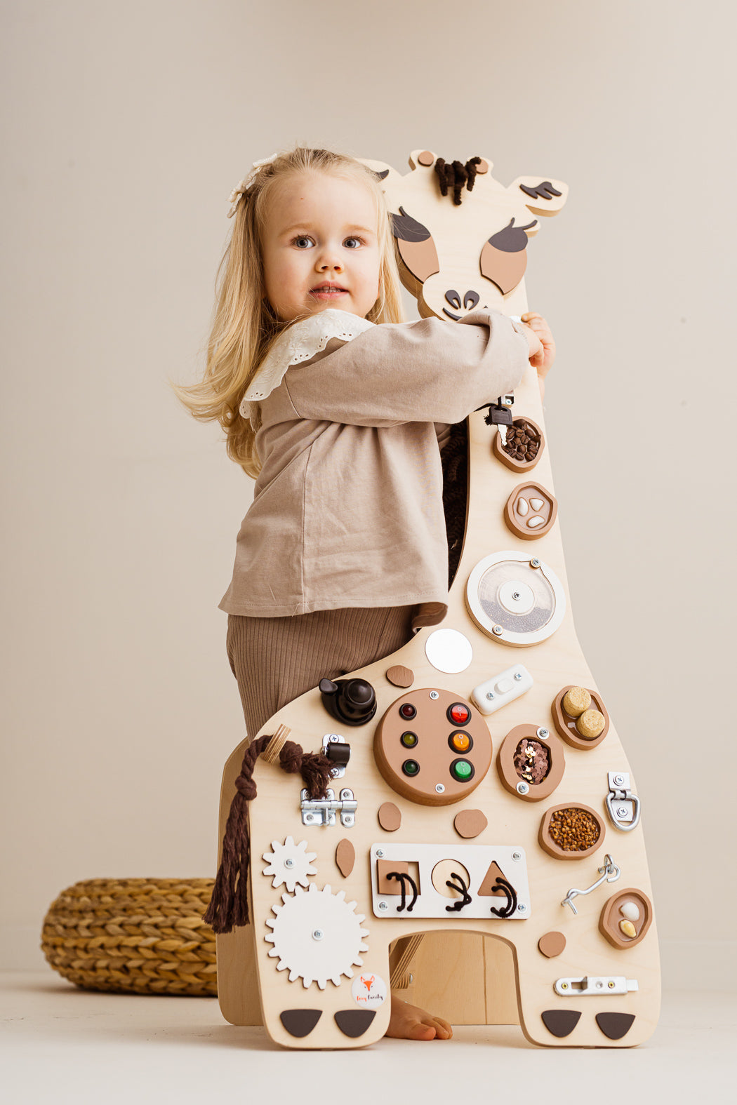 Foxy Family BusyBoard - Montessori BusyBoard