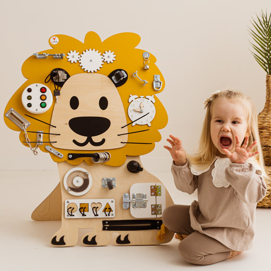 Foxy Family BusyBoard - Montessori BusyBoard
