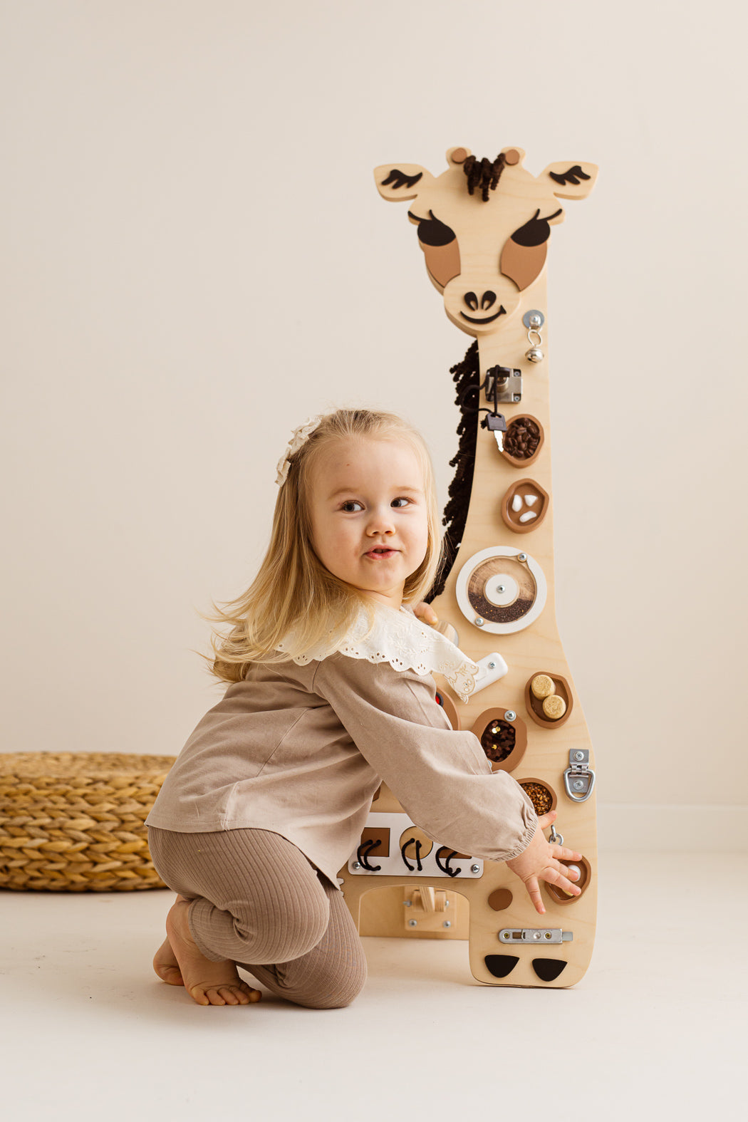 Foxy Family BusyBoard - Montessori BusyBoard