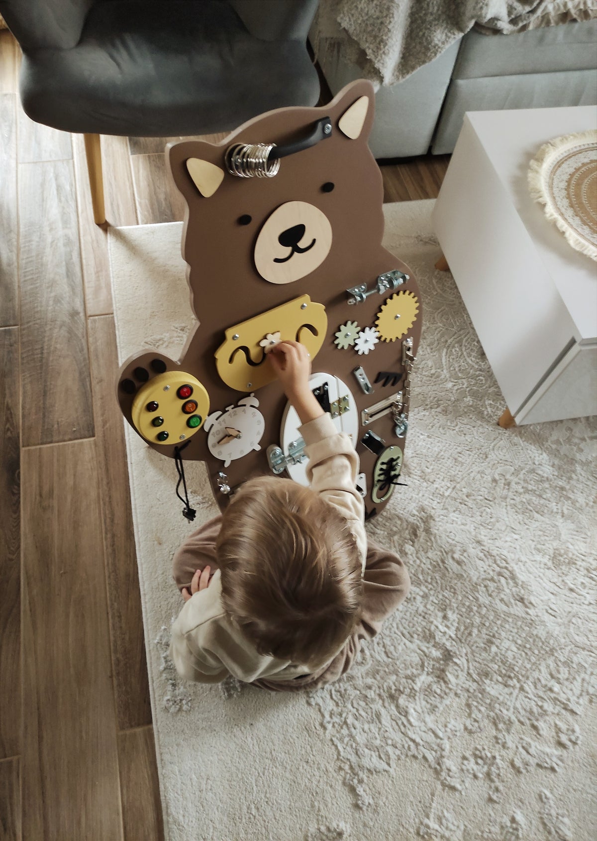 Foxy Family BusyBoard - Montessori BusyBoard