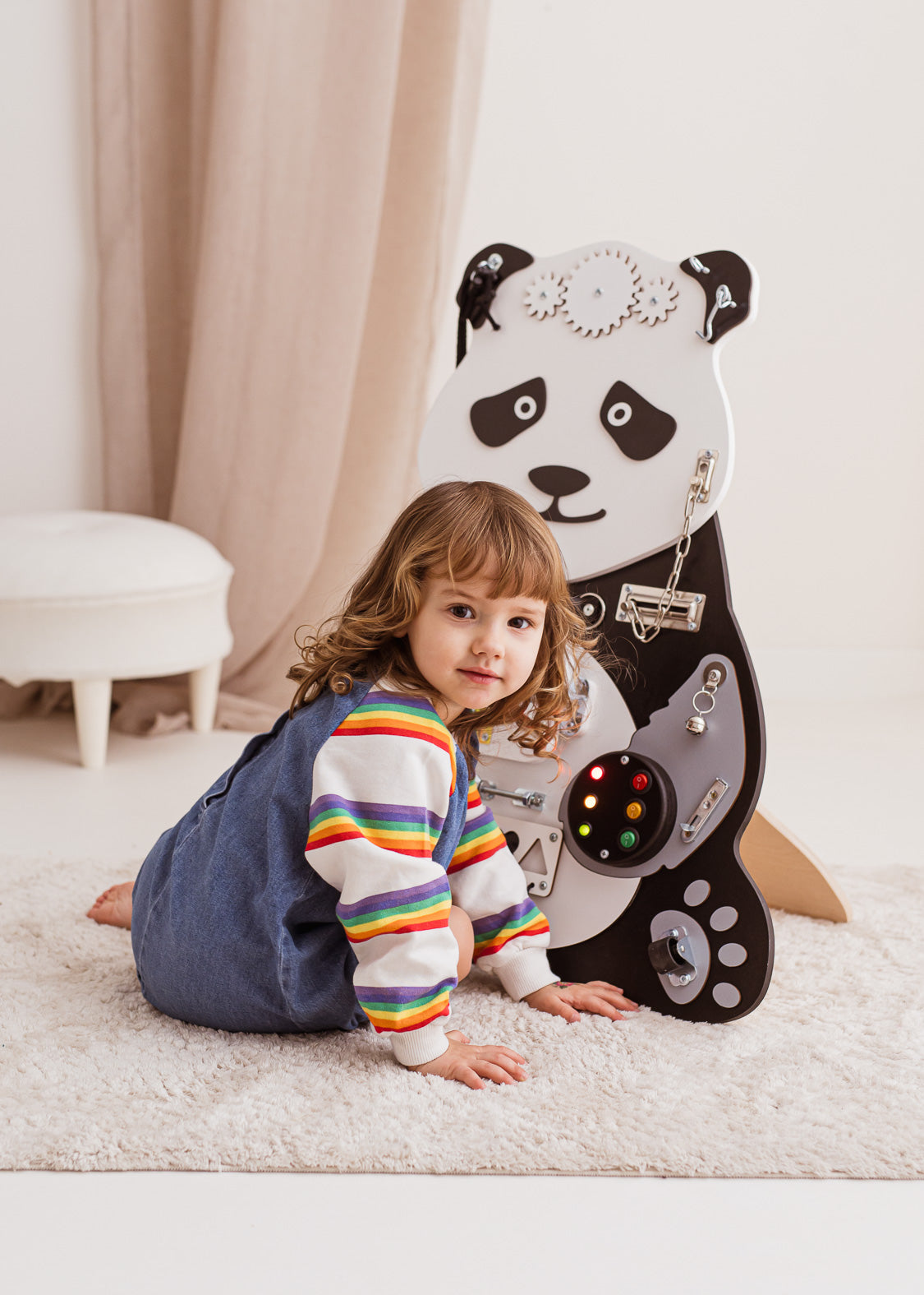 Foxy Family BusyBoard - Montessori BusyBoard