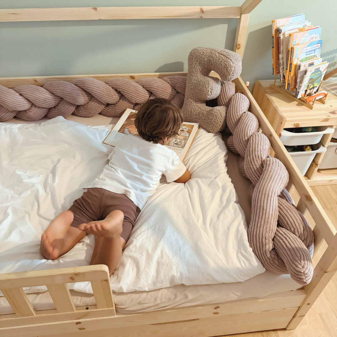 Design4Kids Geflochtene Bettschlange Jewel aus Cord-Stoff