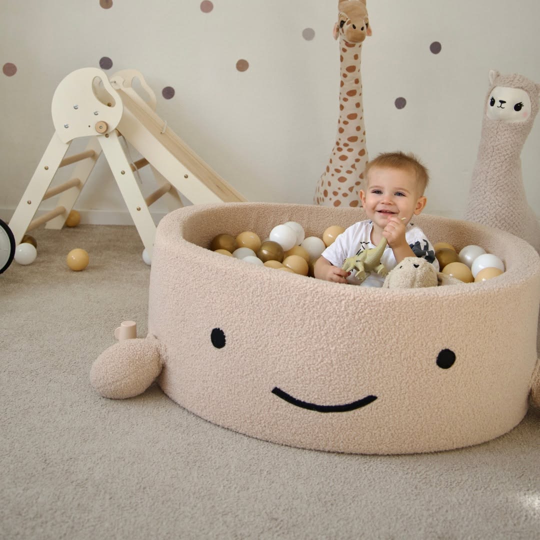 MeowBaby Bällebad kleiner Wal Shelly Bouclé – taupe