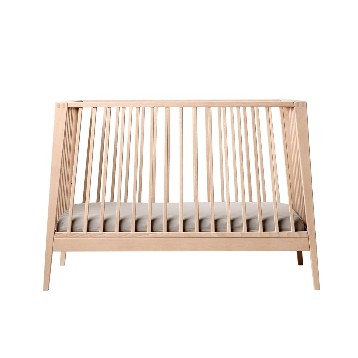 700020_Leander-Linea-Babycot-oak_8_1200x1200