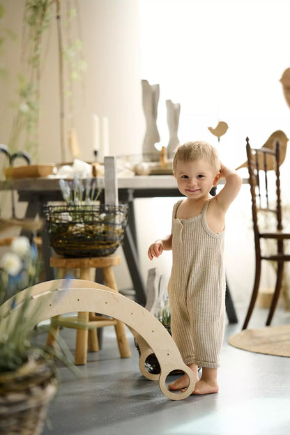 BabyWood-Montessori-Holzwippe-Kletterbogen-natur-03