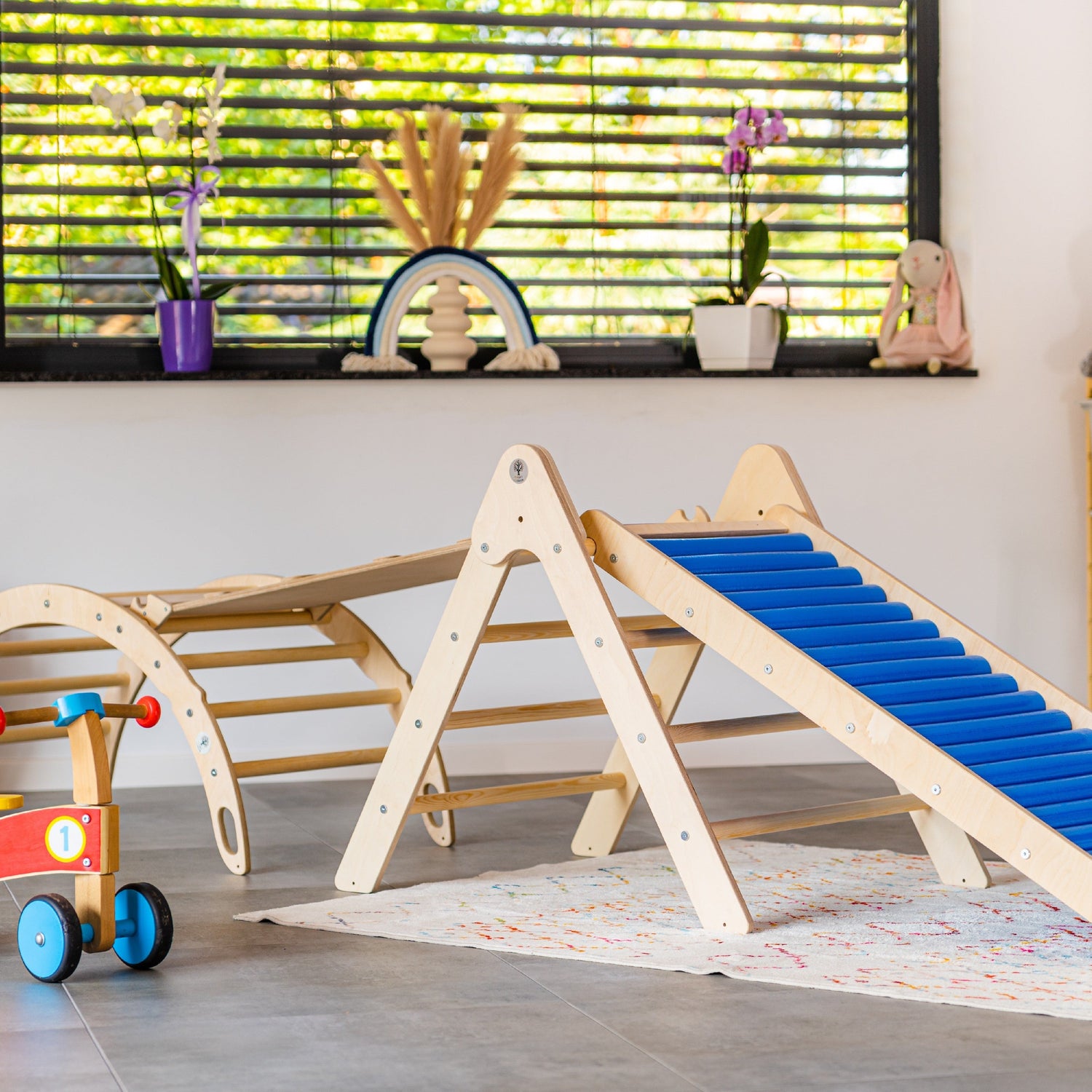 Design4Kids 4-in-1 Montessori Kletterset M - Kletterdreieck, Wippe, Klettersteig &amp; Rollenrutsche