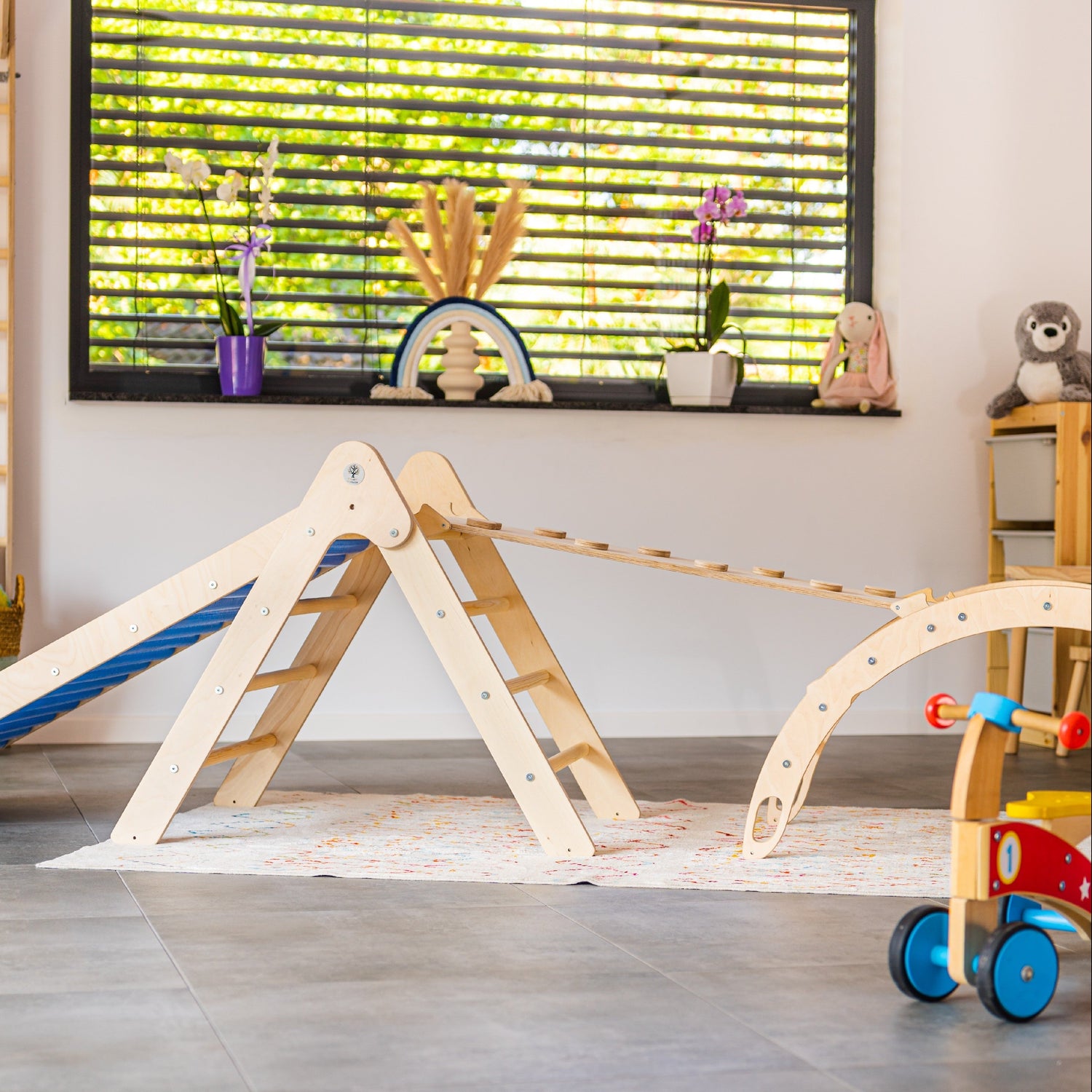 Design4Kids 4-in-1 Montessori Kletterset M - Kletterdreieck, Wippe, Klettersteig &amp; Rollenrutsche