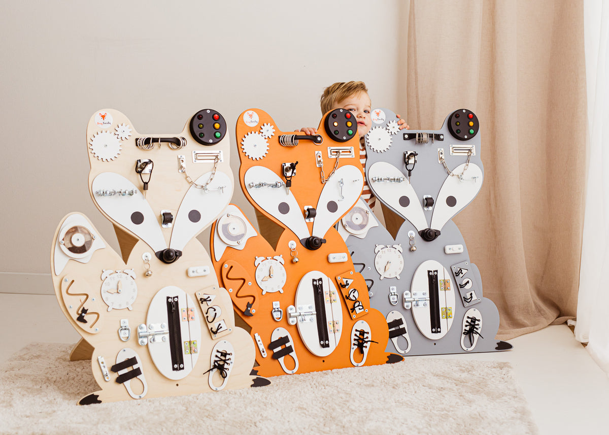 Foxy Family BusyBoard - Montessori BusyBoard
