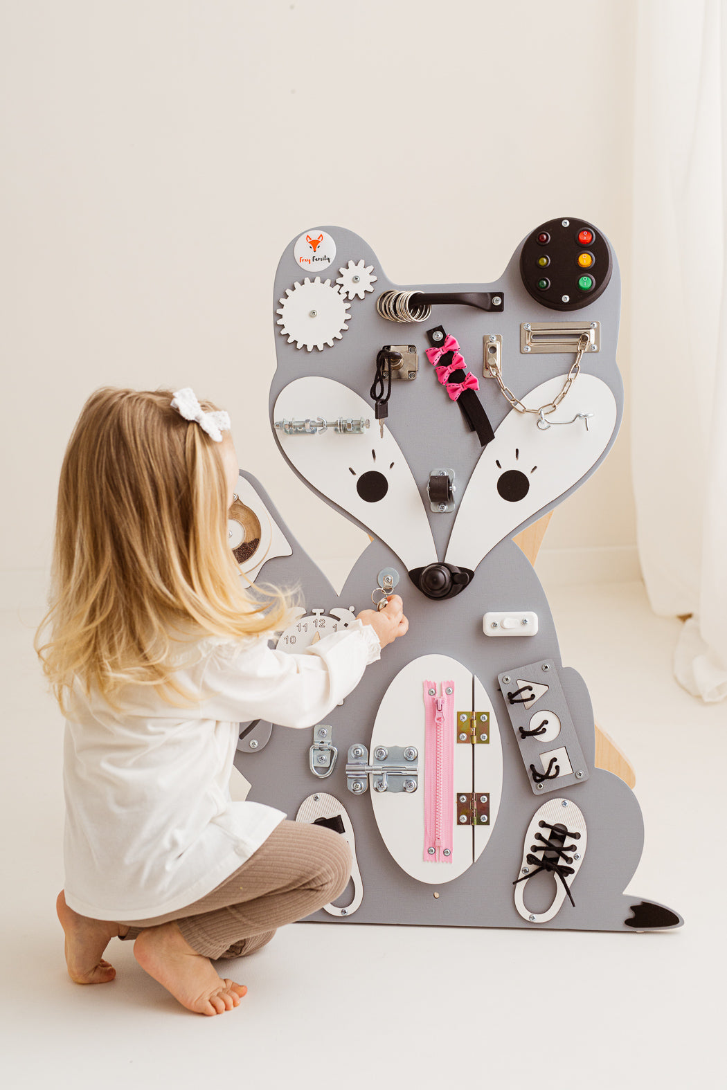 Foxy Family BusyBoard - Montessori BusyBoard
