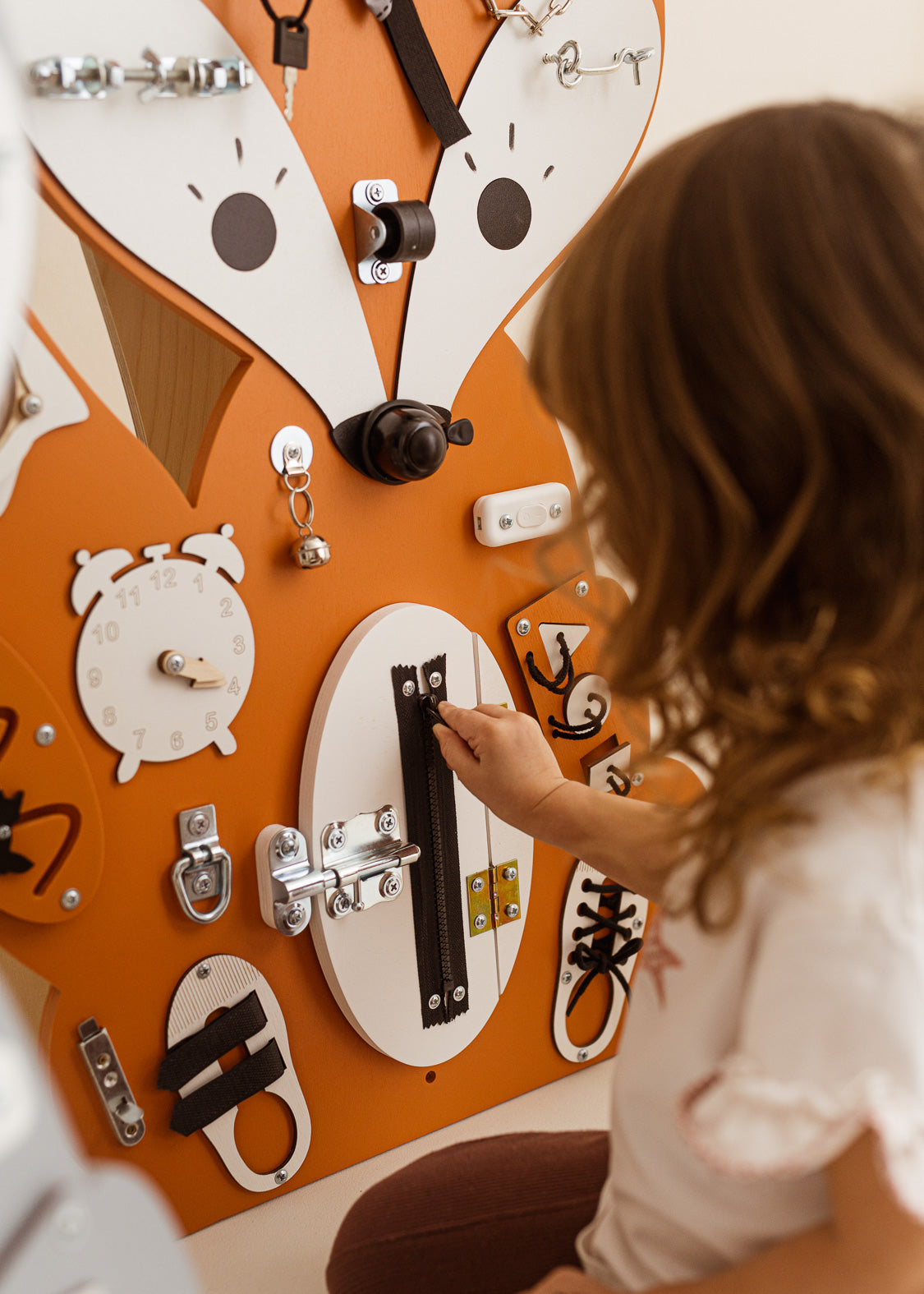 Foxy Family BusyBoard - Montessori BusyBoard
