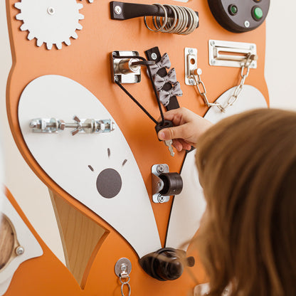 Foxy Family BusyBoard - Montessori BusyBoard