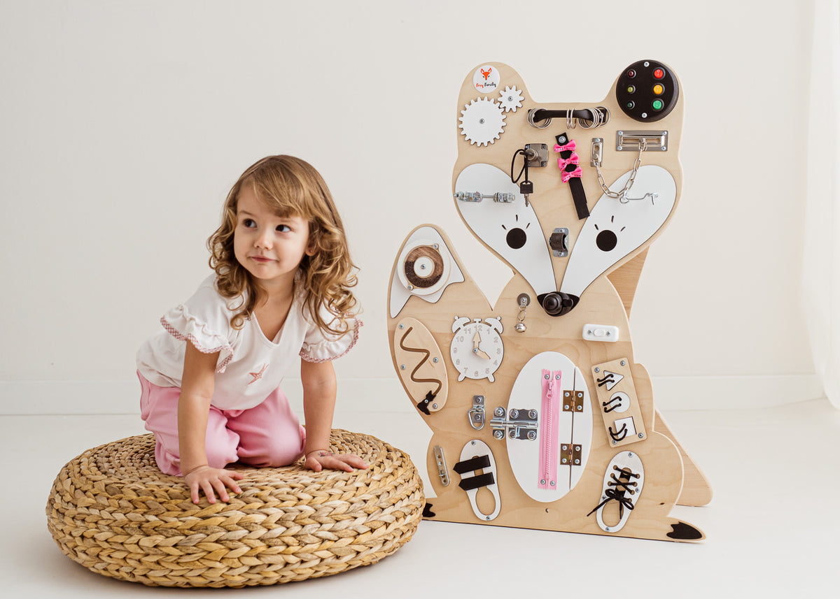 Foxy Family BusyBoard - Montessori BusyBoard