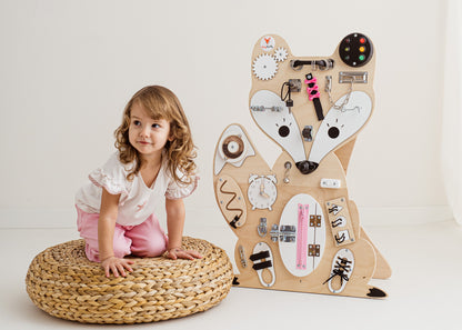 Foxy Family BusyBoard - Montessori BusyBoard