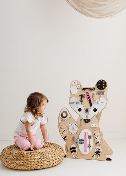 Foxy Family BusyBoard - Montessori BusyBoard