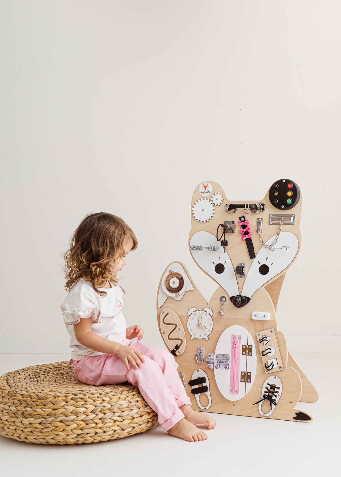 Foxy Family BusyBoard - Montessori BusyBoard