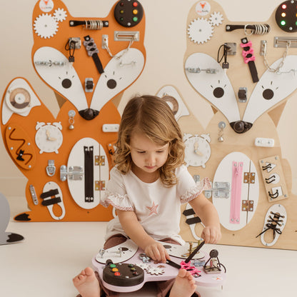 Foxy Family BusyBoard - Montessori BusyBoard