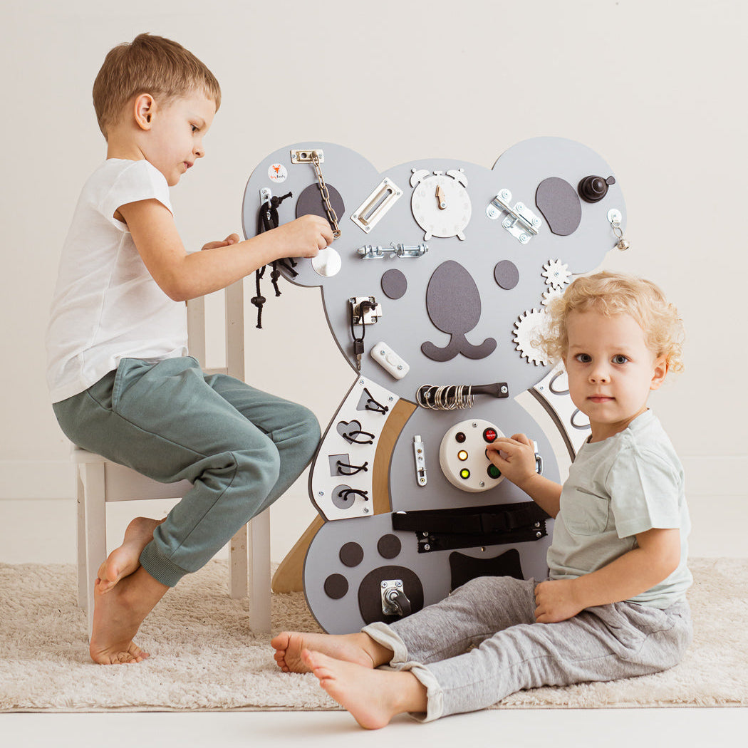 Foxy Family BusyBoard - Montessori BusyBoard
