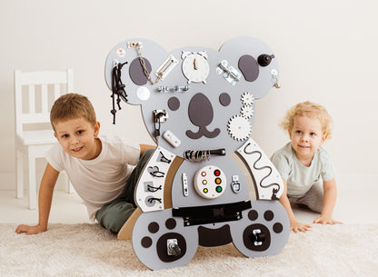 Foxy Family BusyBoard - Montessori BusyBoard