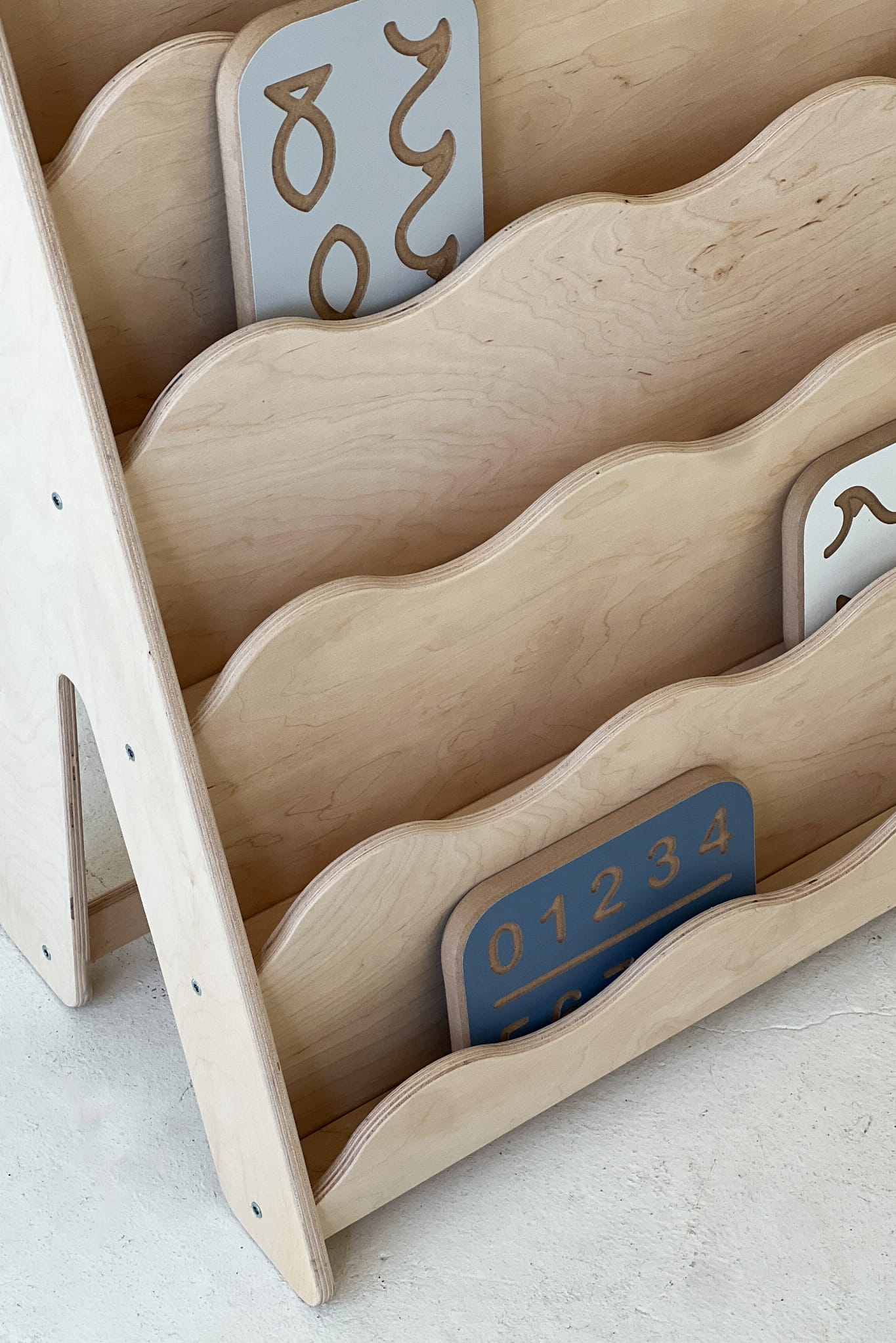 BabyWood Montessori Bookcase WAVE M - Natural