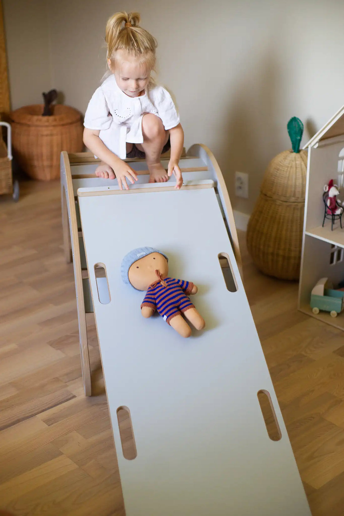 Rutsche-fur-Holzwippe-grau-Babywood-1