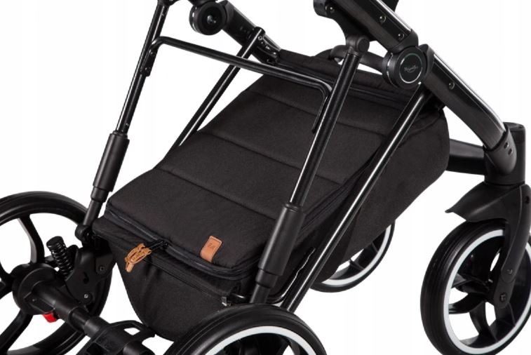 die-kleine-Schnullerbacke-Baby-Merc-Kombi-Kinderwagen-La-Rosa-Ltd-10