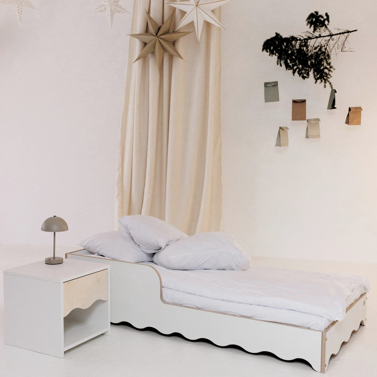 BabyWood Nachttisch WAVE
